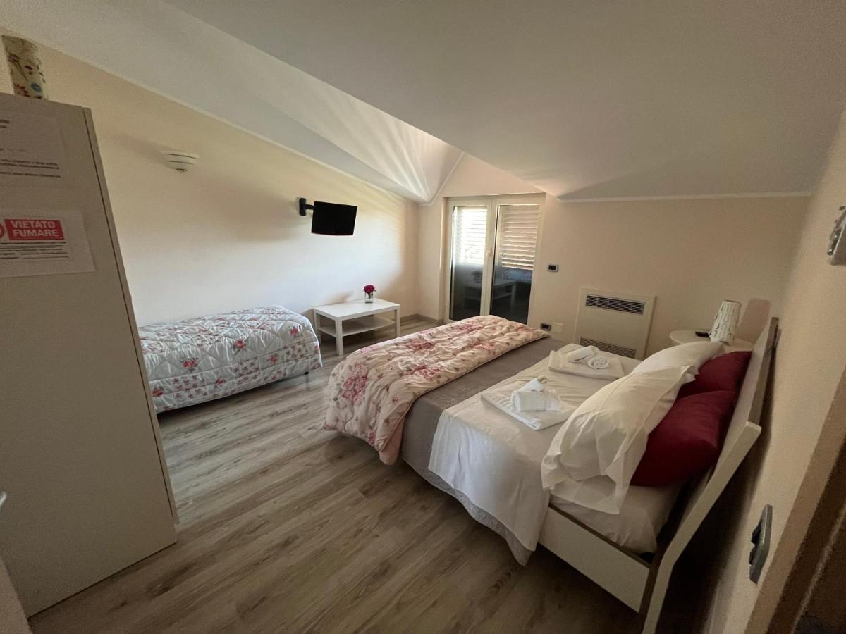 Bed and Breakfast Le Gatte à Eboli Extérieur photo